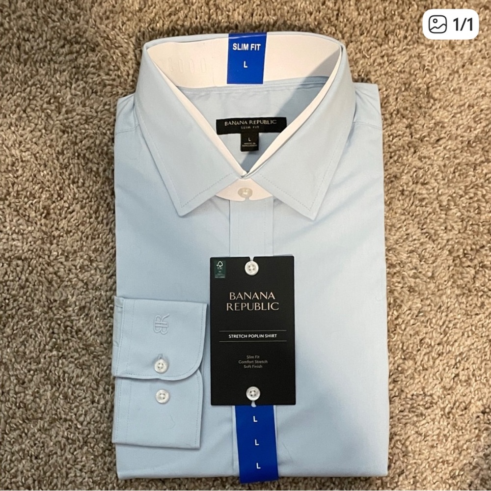 Banana Republic Men's Sky Blue Dress Shirt